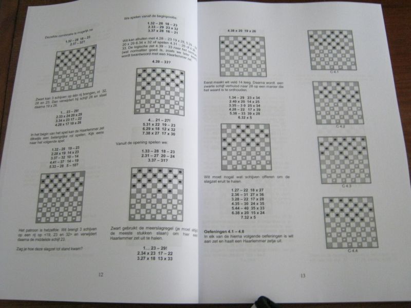 0044: Voorkant<br />0047: Binnenwerk